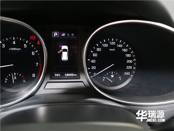 两驱智能型现代全新胜达，立省9万加
