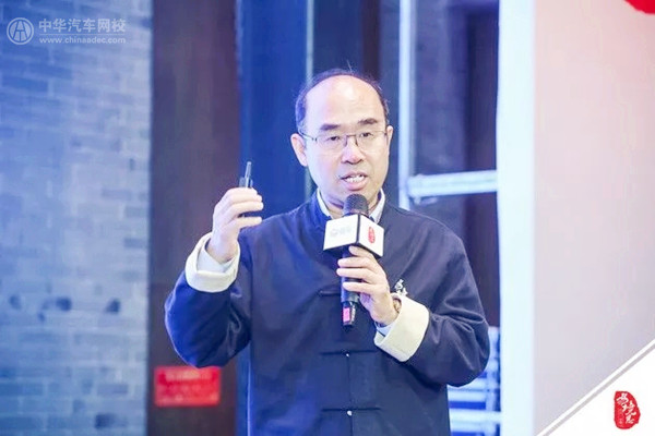 专家剖析车市发展势头 详述2019年汽车市场走向！