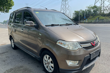 马鞍山二手五菱宏光S 2014款 1.5L 手动 豪华型7二手8座