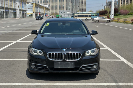 日照二手宝马5系 2014款 525Li 2.0T 手自一体 豪华设计套装
