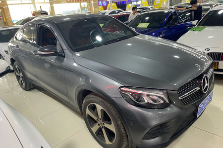 德宏二手奔驰GLC轿跑 2018款 GLC 200 4MATIC 轿跑SUV